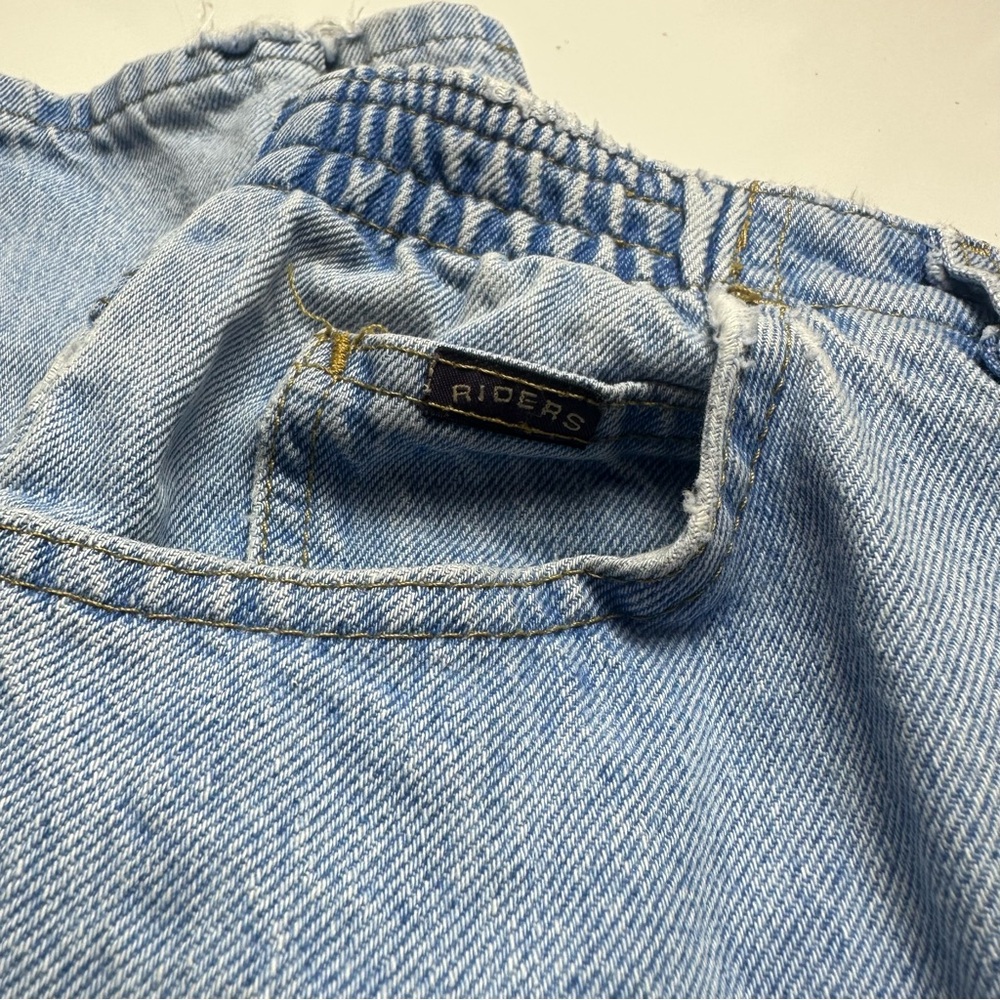 90s Y2K Dad Jeans Light Wash | Relaxed Straight Denim · Riders by Lee - Picture 7 of 13